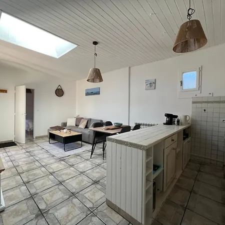 Апартаменти Maison De Avec Terrasse T3 6 Couchages